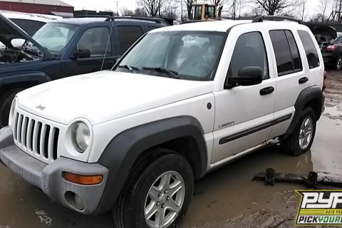 Photo of 2004 Jeep Liberty