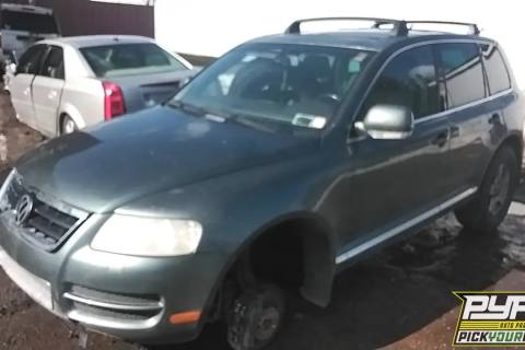Photo of 2004 Volkswagen Touareg