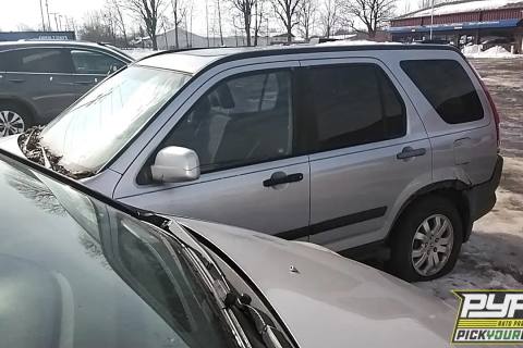 Photo of 2005 Honda Cr-V