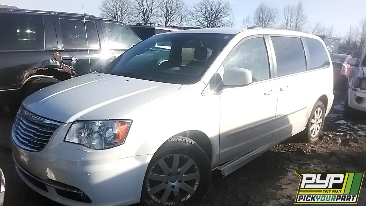 Photo of 2013 Chrysler Town & Country