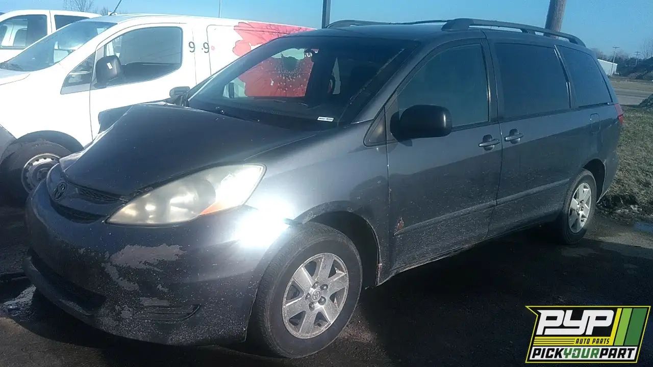 Photo of 2006 Toyota Sienna