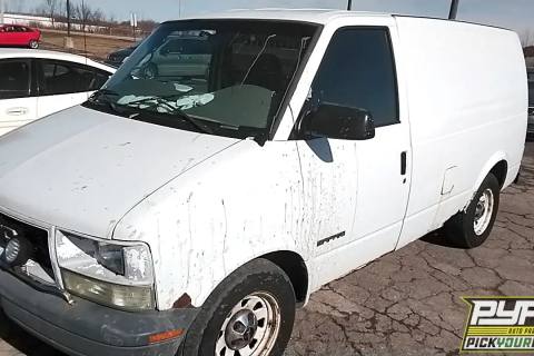 Photo of 2001 Gmc Safari