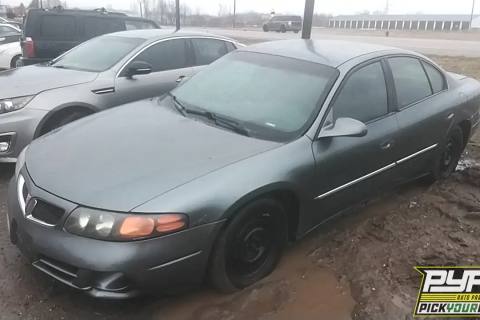Photo of 2004 Pontiac Bonneville