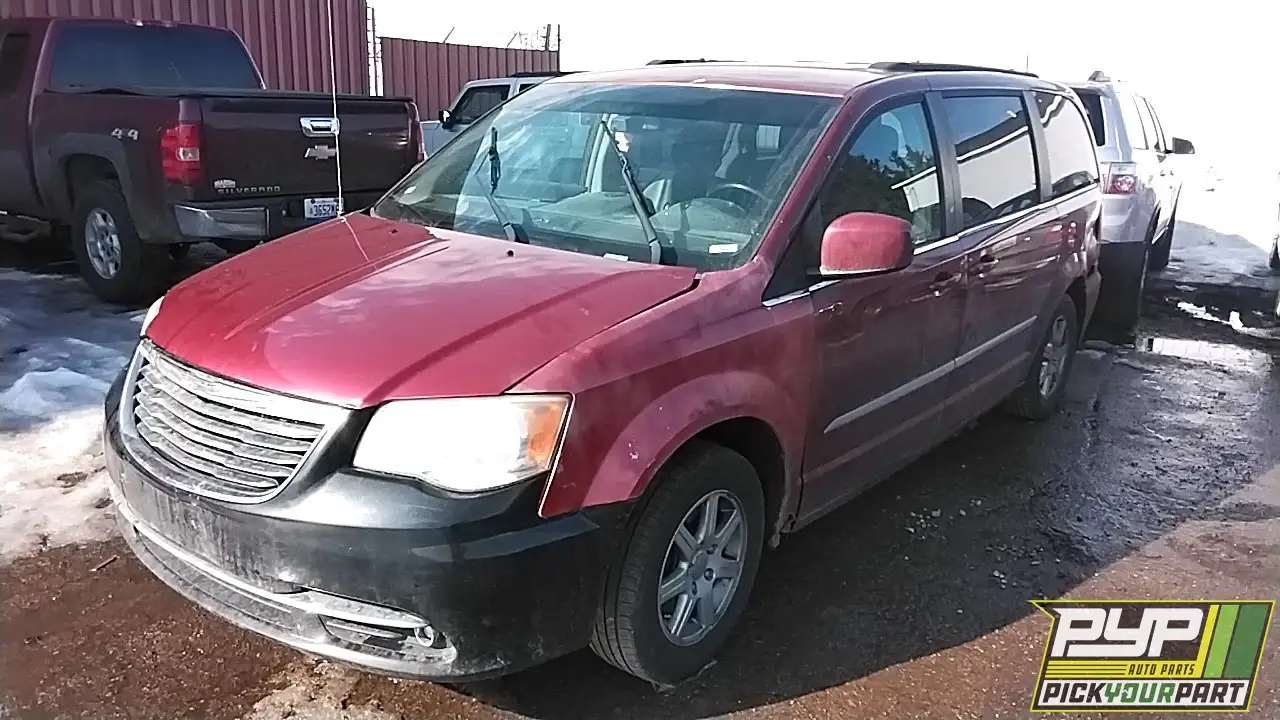 Photo of 2012 Chrysler Town & Country