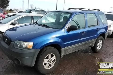 Photo of 2005 Ford Escape