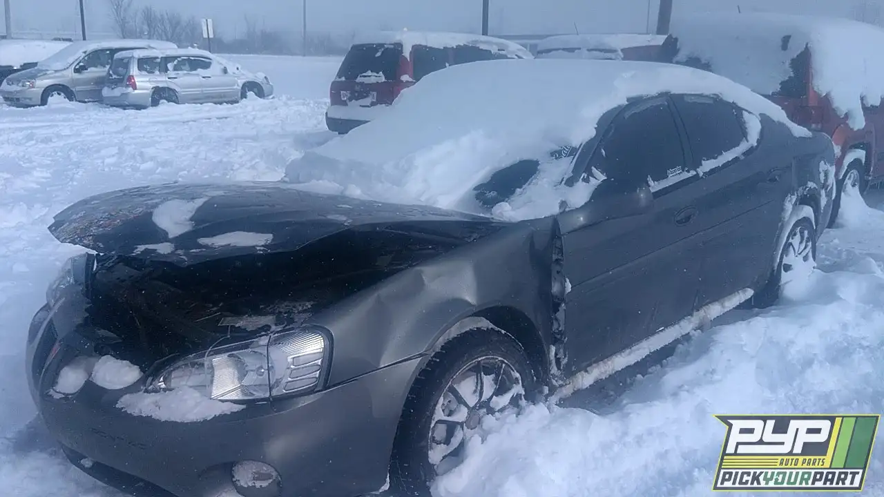Photo of 2004 Pontiac Grand Prix