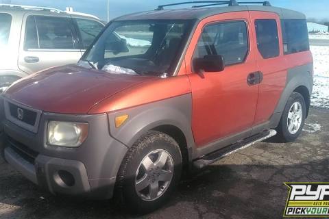 Photo of 2004 Honda Element