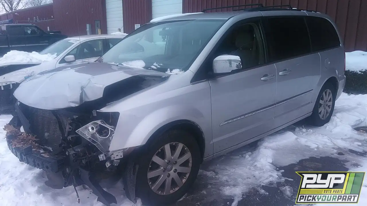 Photo of 2011 Chrysler Town & Country
