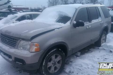 Photo of 2003 Ford Explorer
