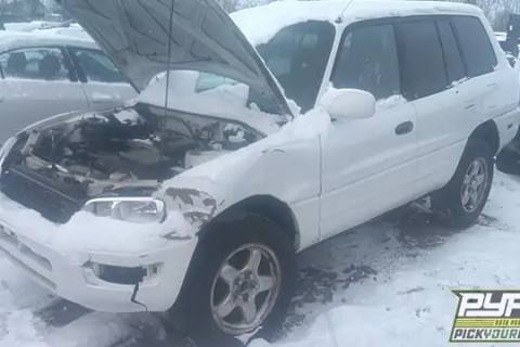 Photo of 1999 Toyota Rav4