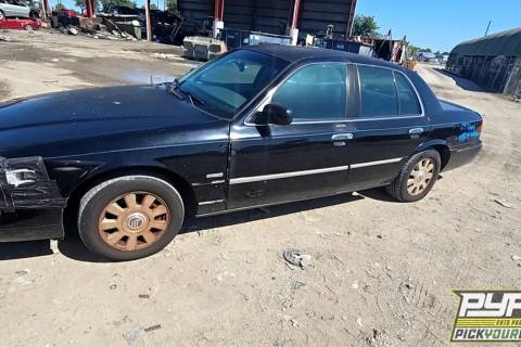 Photo of 2003 Mercury Grand Marquis
