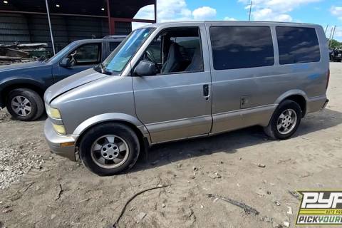 Photo of 2003 Chevrolet Astro