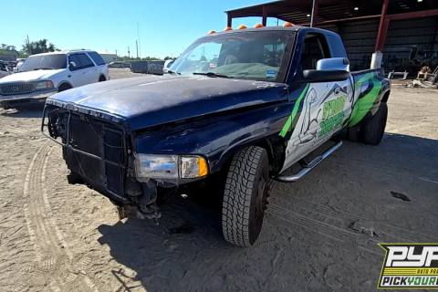 Photo of 2001 Dodge Ram 3500