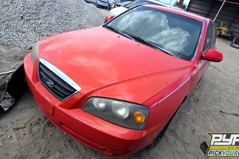 Photo of 2005 Hyundai Elantra