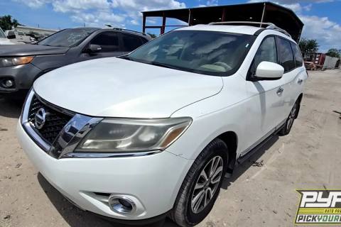 Photo of 2013 Nissan Pathfinder