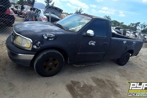 Photo of 2000 Ford F-150