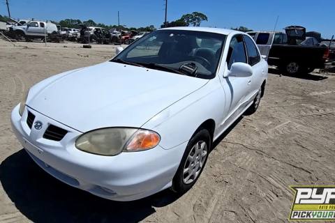 Photo of 2000 Hyundai Elantra