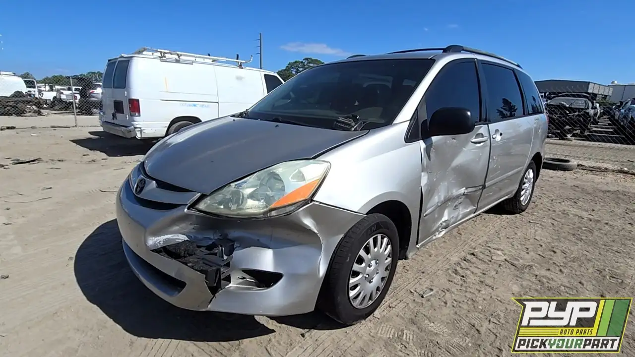 Photo of 2006 Toyota Sienna