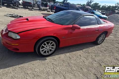 Photo of 2000 Chevrolet Camaro
