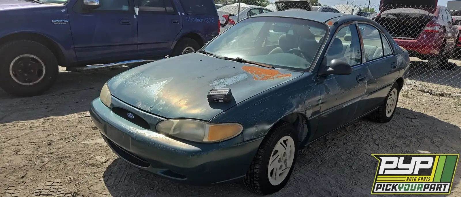 Photo of 1997 Ford Escort
