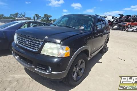Photo of 2004 Ford Explorer