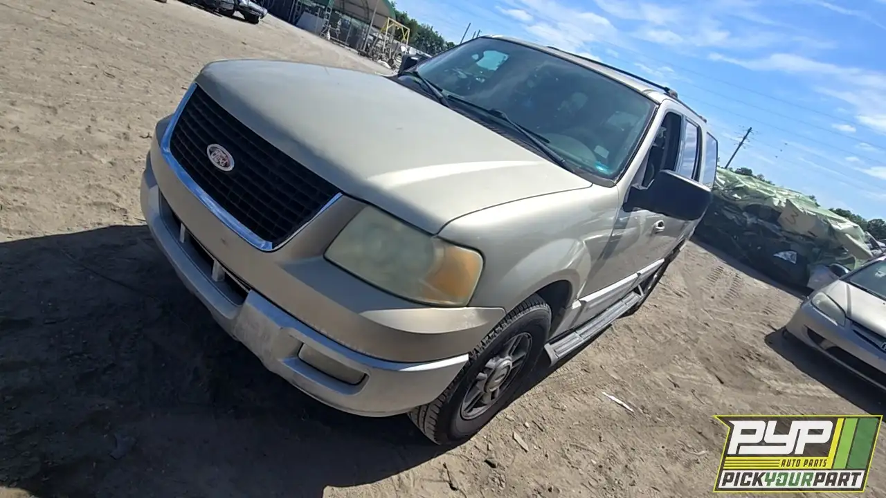 Photo of 2004 Ford Expedition