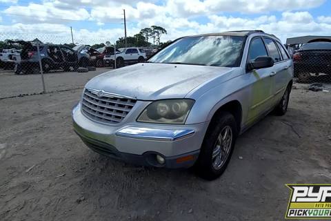 Photo of 2004 Chrysler Pacifica
