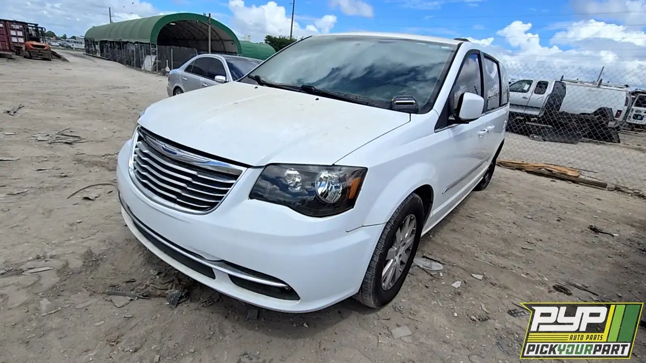 Photo of 2014 Chrysler Town & Country