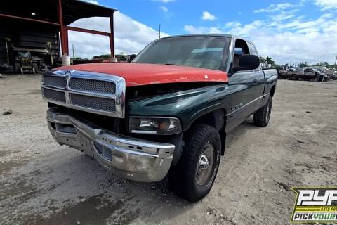 Photo of 2001 Dodge Ram 1500