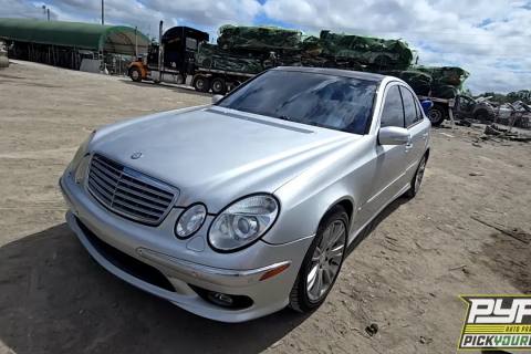 Photo of 2003 Mercedes-Benz E500