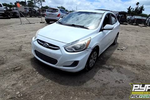 Photo of 2015 Hyundai Accent