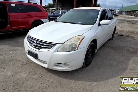 Photo of 2012 Nissan Altima
