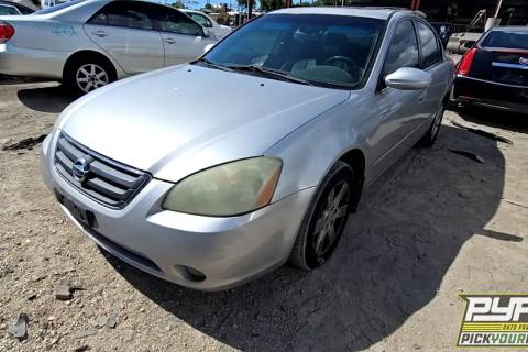 Photo of 2004 Nissan Altima