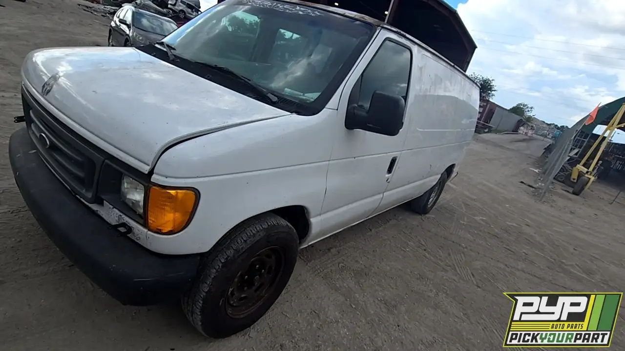 Photo of 2004 Ford E-150