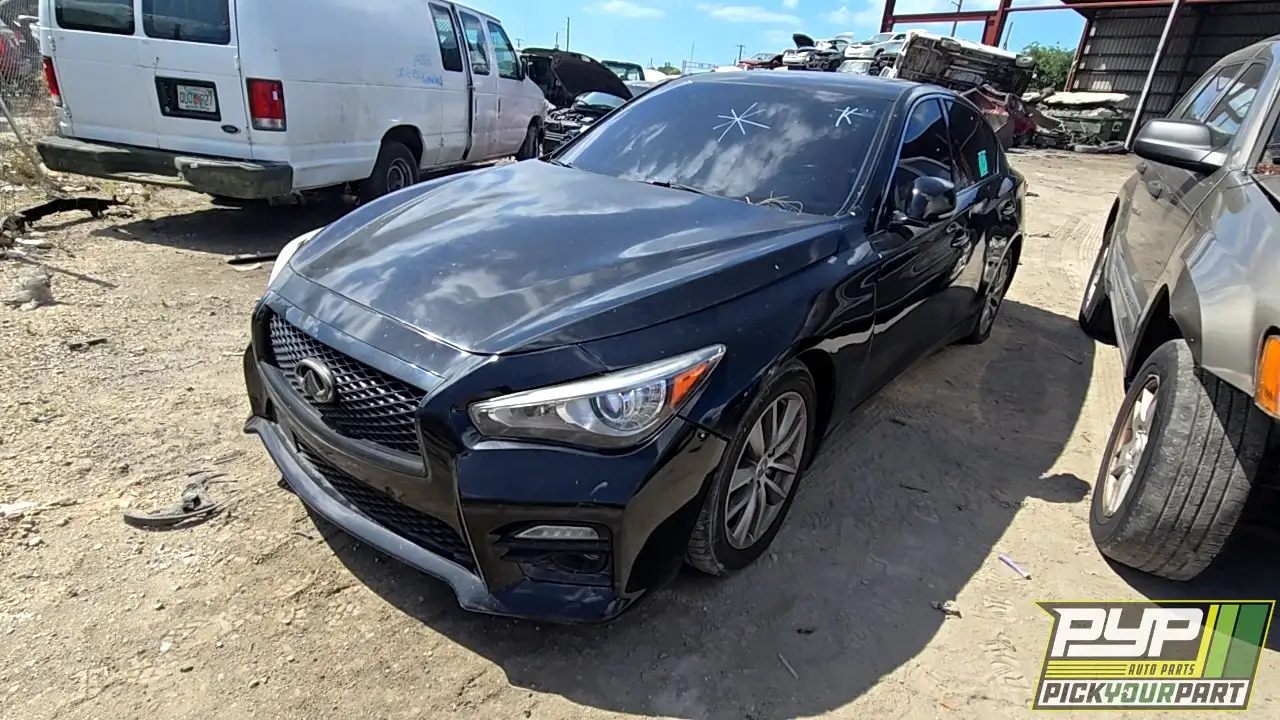 Photo of 2015 Infiniti Q50