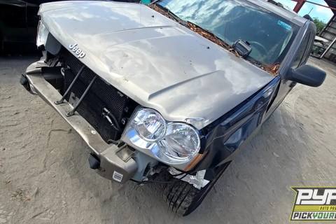 Photo of 2006 Jeep Grand Cherokee