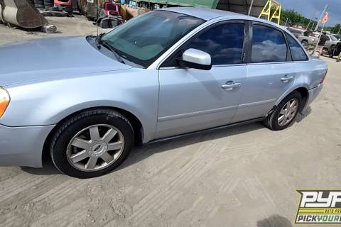 Photo of 2005 Ford Five Hundred