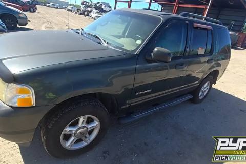 Photo of 2004 Ford Explorer