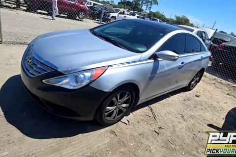 Photo of 2013 Hyundai Sonata