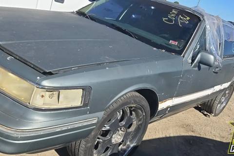 Photo of 1996 Lincoln Town Car