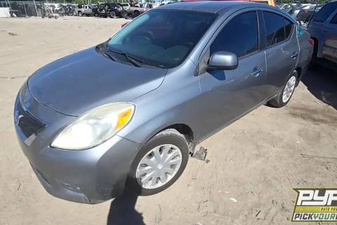 Photo of 2013 Nissan Versa