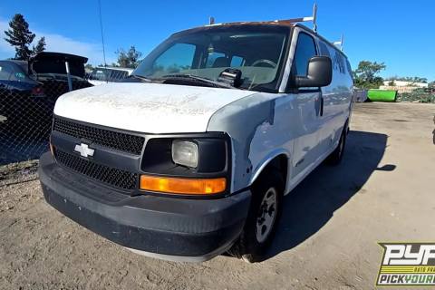 Photo of 2003 Chevrolet Express 2500