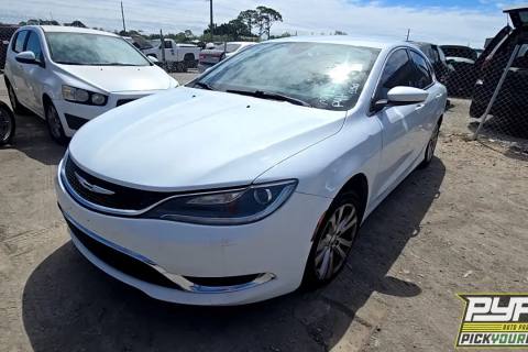 Photo of 2015 Chrysler 200