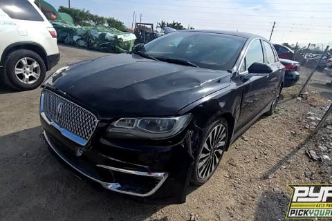 Photo of 2017 Lincoln Mkz