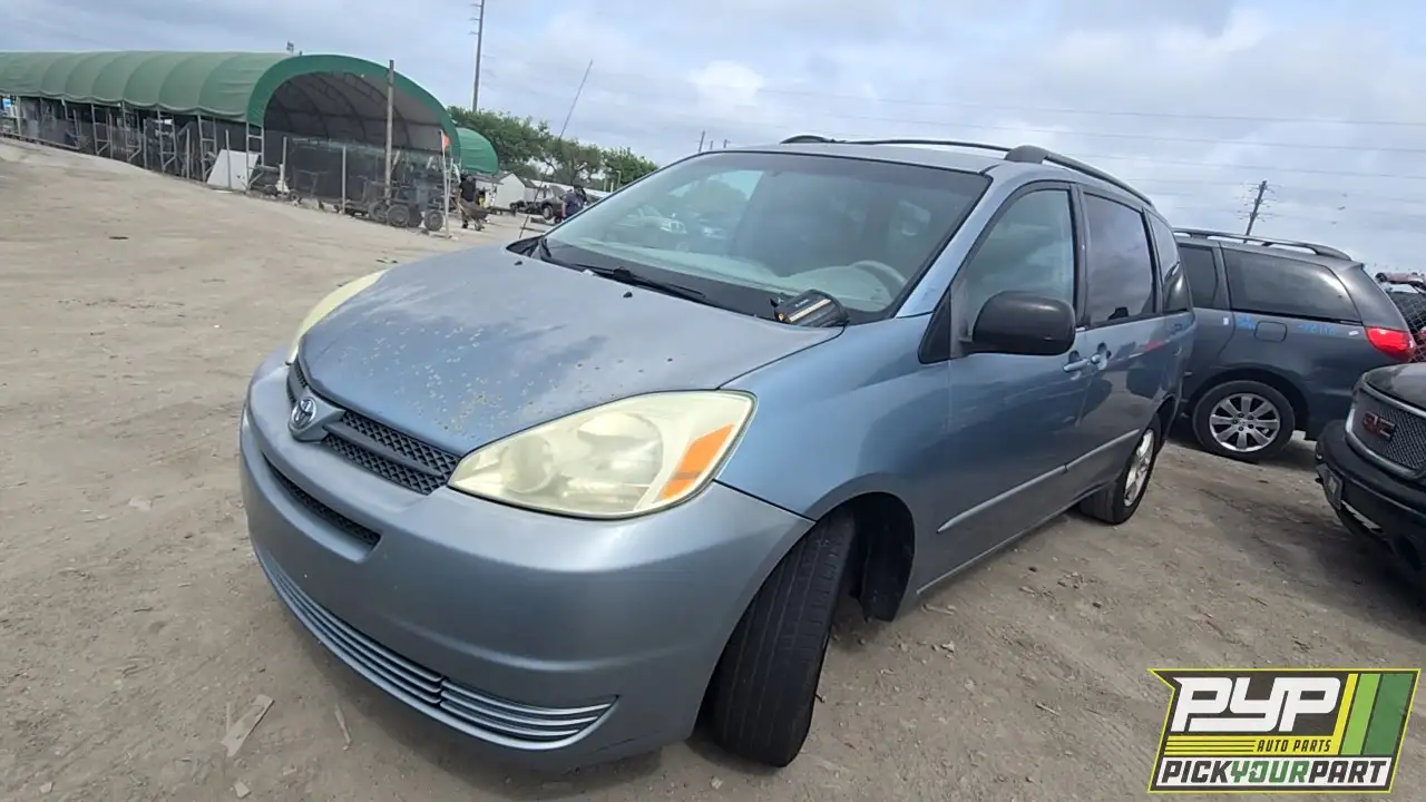 Photo of 2005 Toyota Sienna