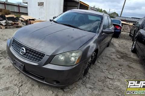 Photo of 2005 Nissan Altima