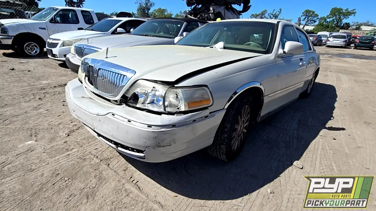Photo of 2007 Lincoln Town Car