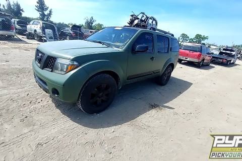 Photo of 2005 Nissan Pathfinder