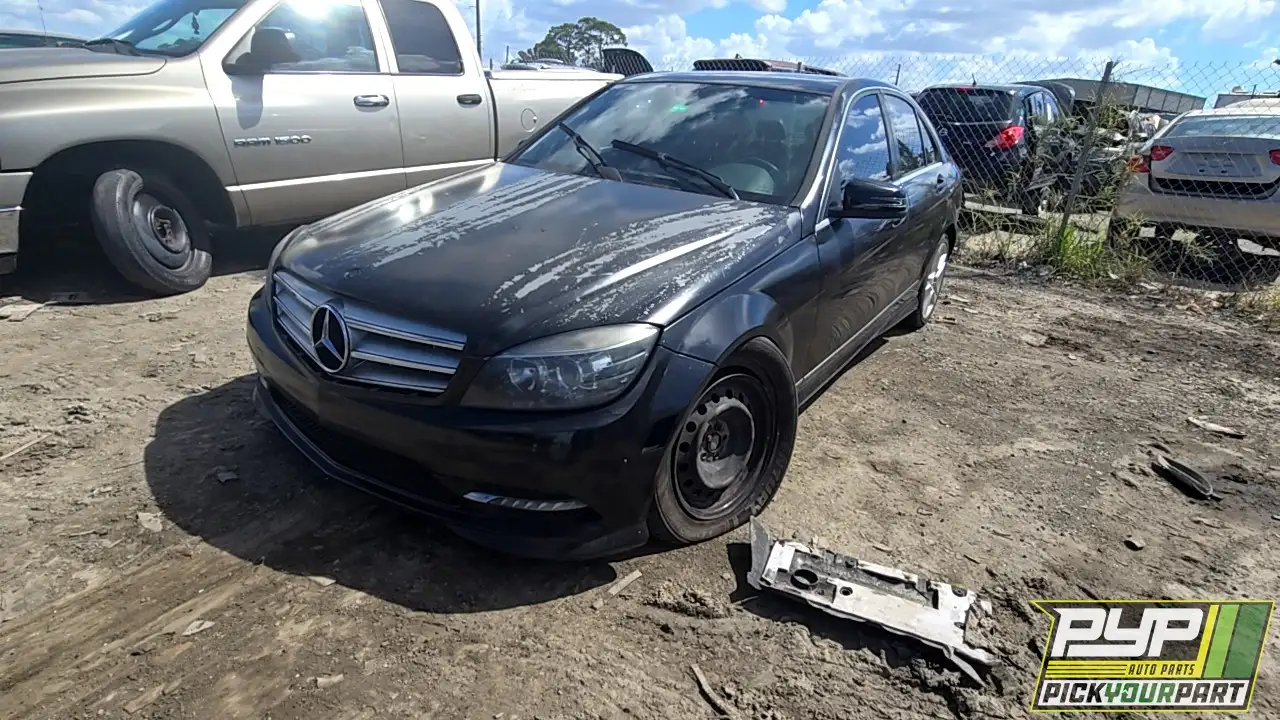 Photo of 2011 Mercedes-Benz C300
