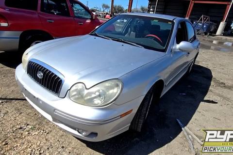 Photo of 2004 Hyundai Sonata